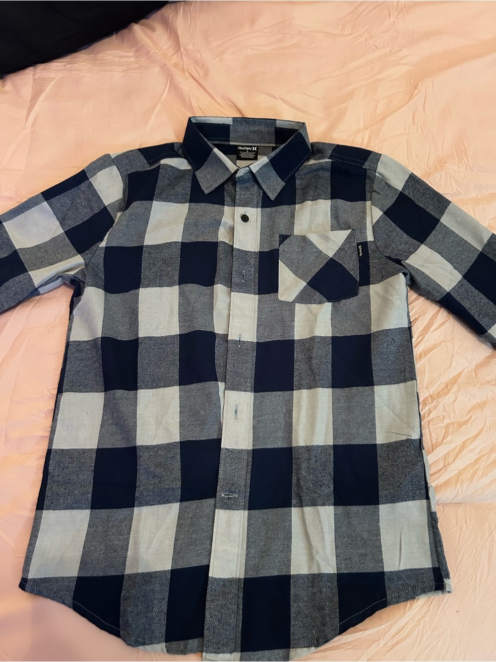 Hurley Men's Navy & Gray Checked Button-Down Shirt. Size L.